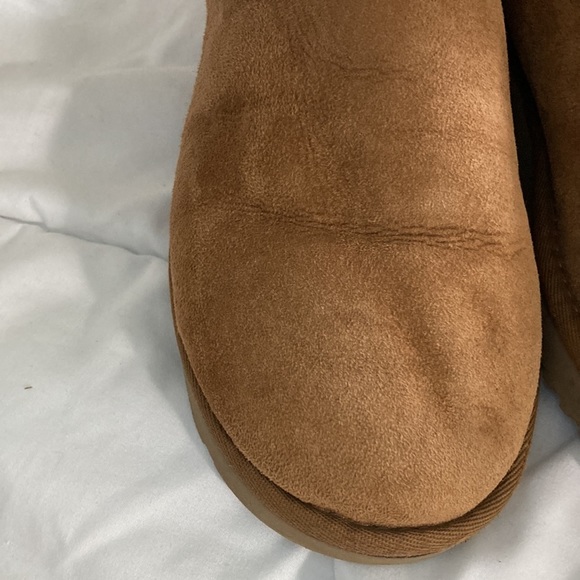UGG® Bailey Bow II Suede Tall Water-Resistant Cold Weather Boots size 7 - Picture 17 of 17